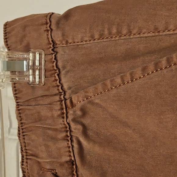 American Eagle Outfitters Tan Joggers NWT - Picture 7 of 13